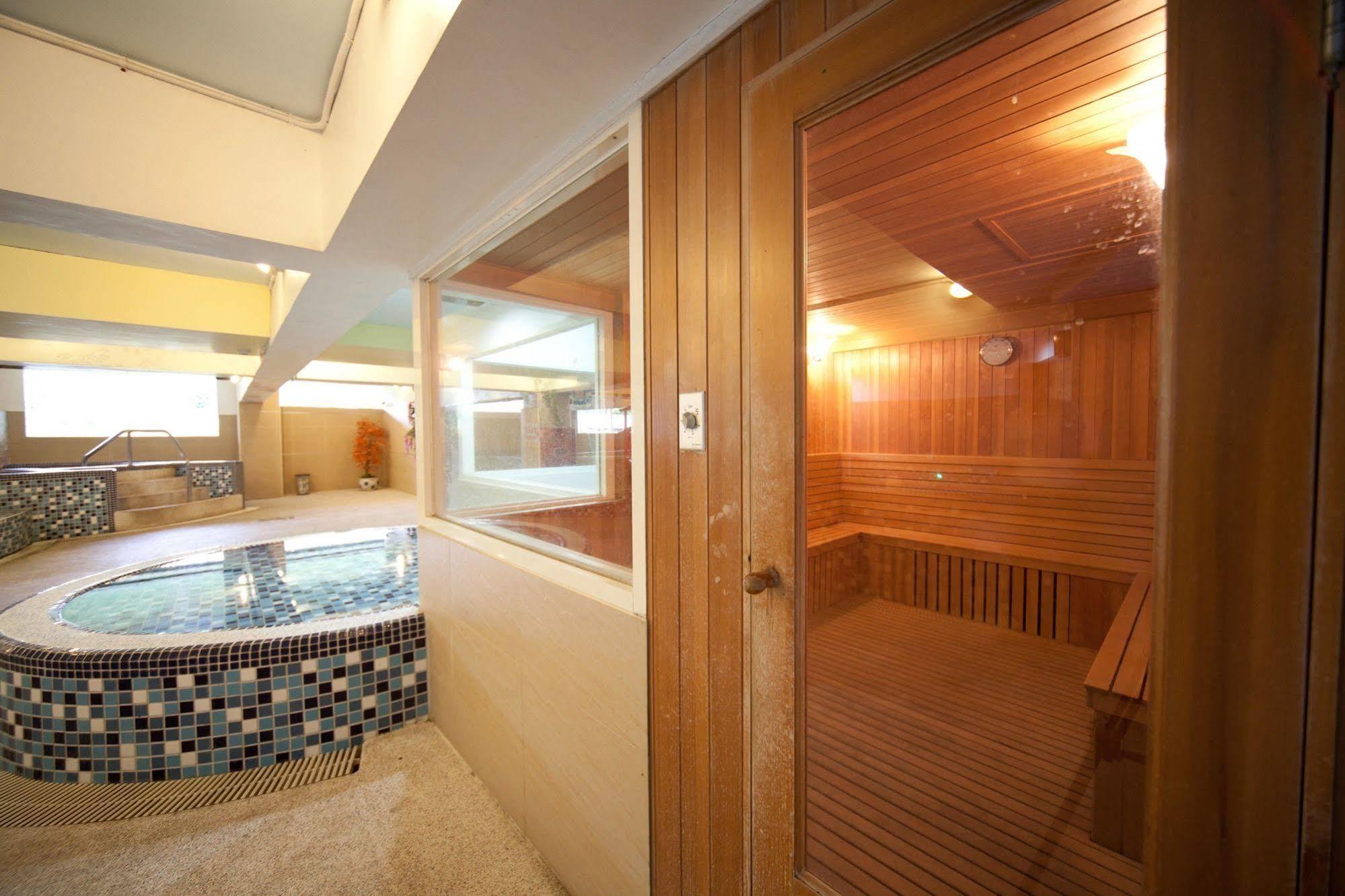 Champagne Hotel Jiaoxi Exterior photo